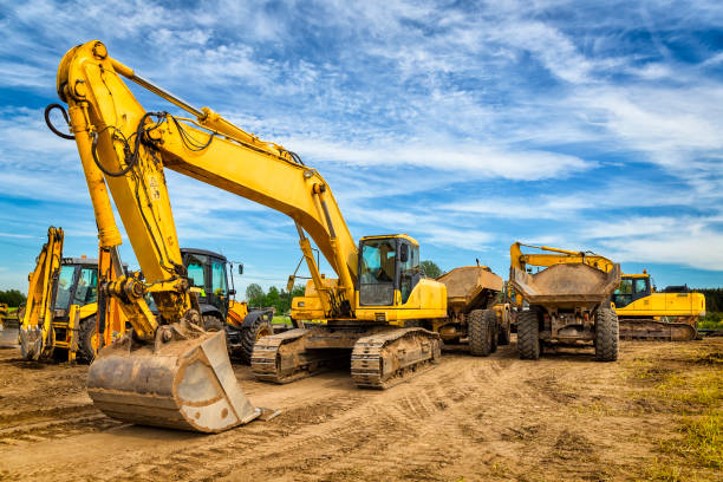 HEAVY MACHINERIES & DREDGING